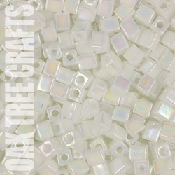 CU04 - Miyuki - AB - White (402R) - 8gm